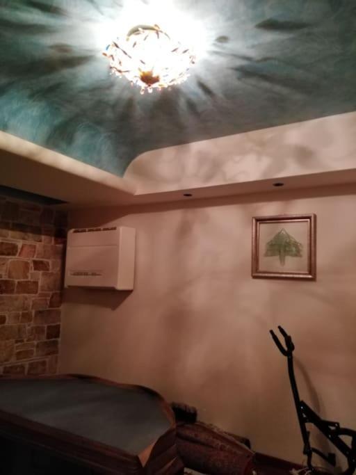 Apartment With A Garden, Bbq, Swimming Pool And Jacuzzi Dhrafi Exterior photo