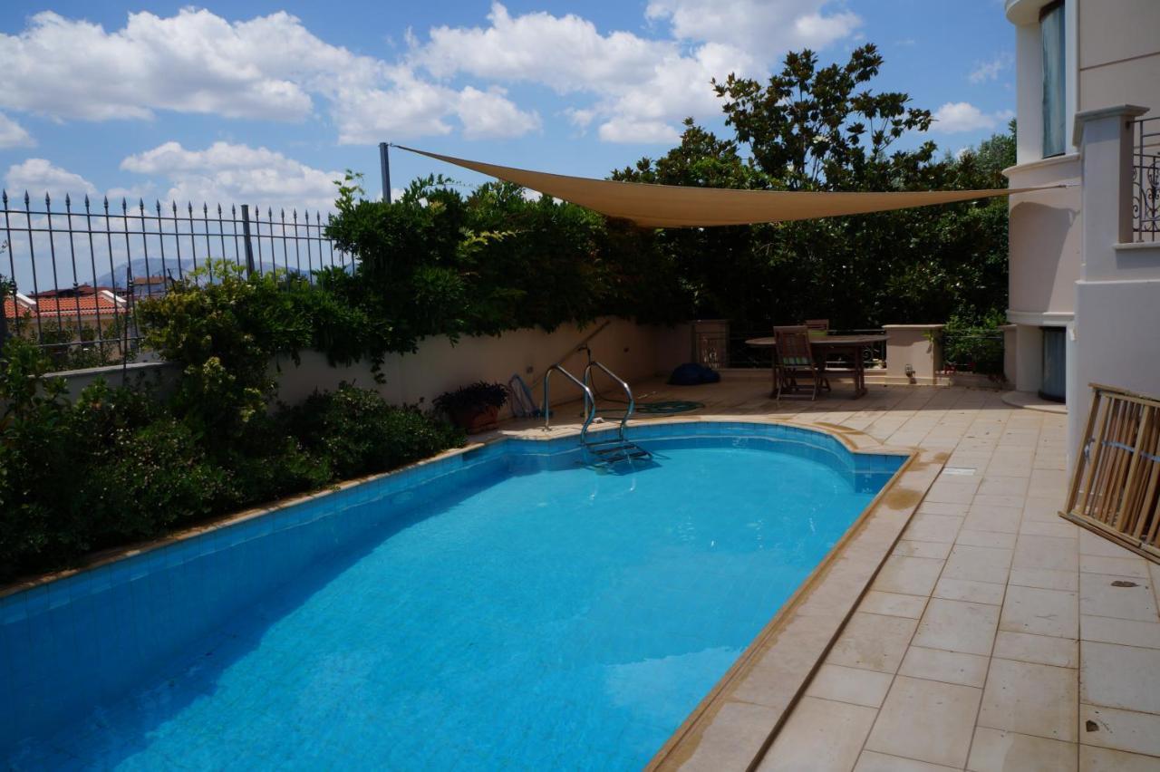 Apartment With A Garden, Bbq, Swimming Pool And Jacuzzi Dhrafi Exterior photo
