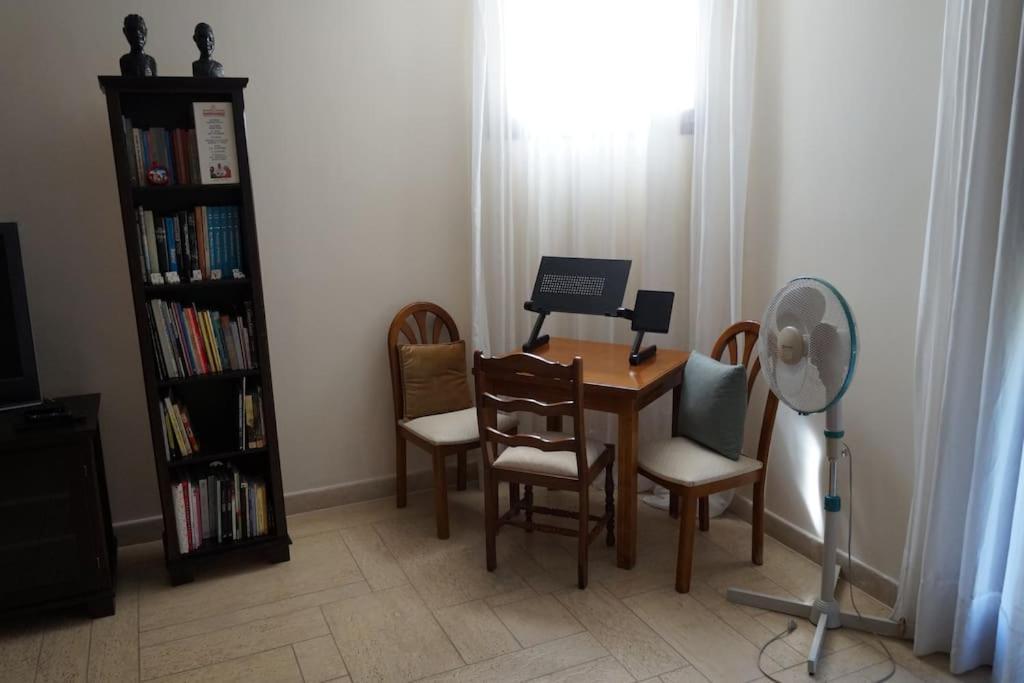 Apartment With A Garden, Bbq, Swimming Pool And Jacuzzi Dhrafi Exterior photo